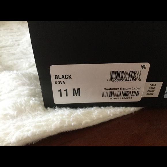 Inc Darius Patch Chukka Boots